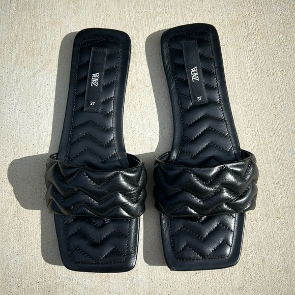 Zara thong slides - Picture 1 of 3